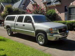 Silver 2004 GMC Sierra