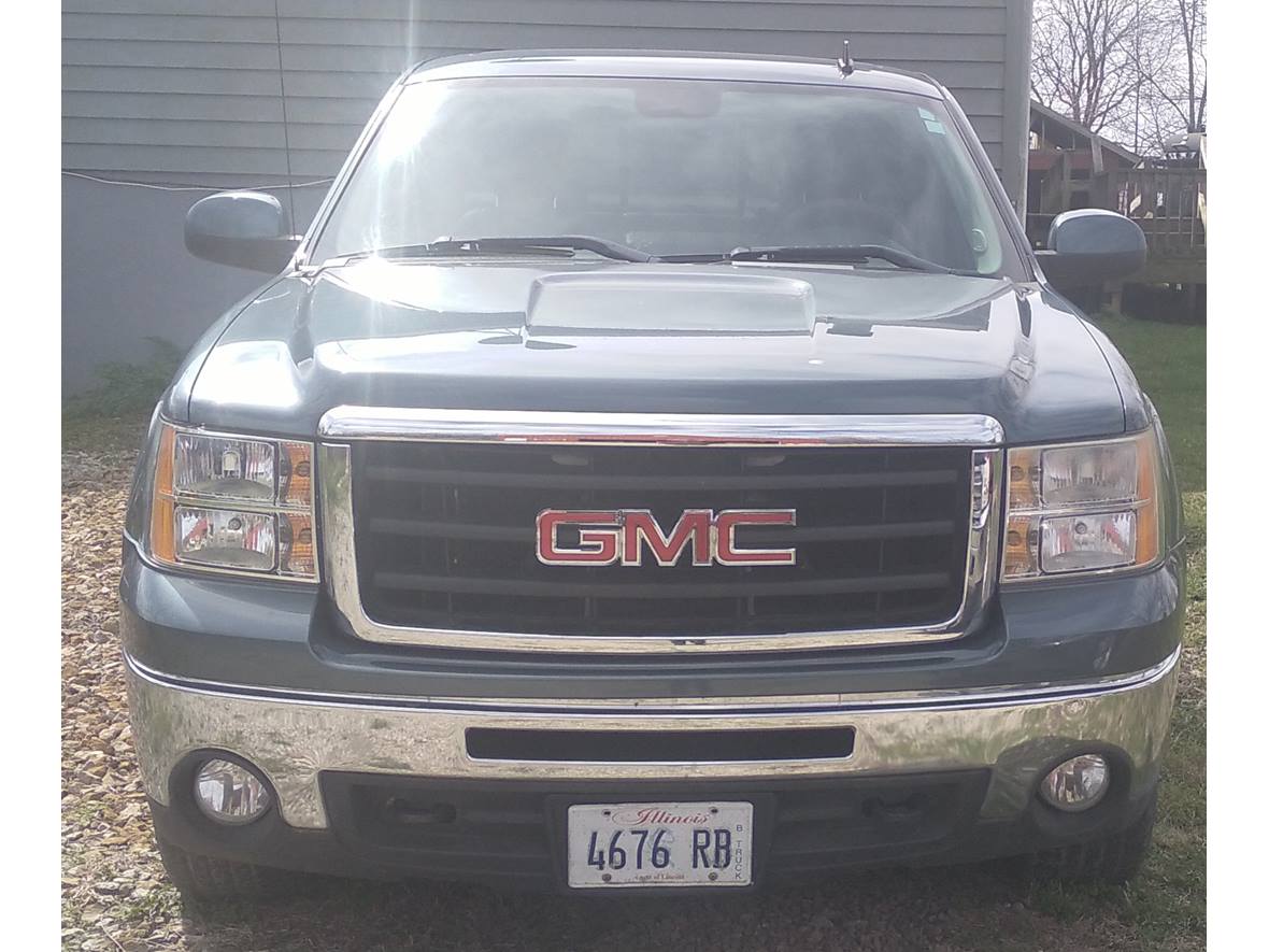 2011 GMC Sierra for sale by owner in Middletown