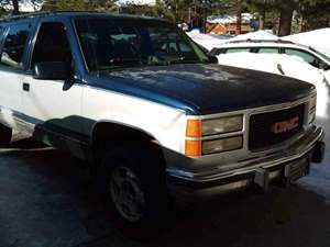 Blue 1994 GMC Suburban