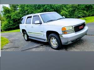 White 2003 GMC Yukon