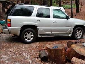 Silver 2004 GMC Yukon Denali