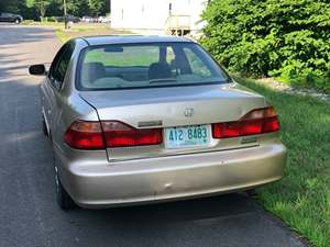 Gold 2000 Honda Accord