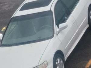 White 2001 Honda Accord