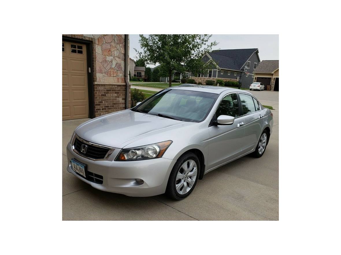 2010 Honda Accord for sale by owner in Newton