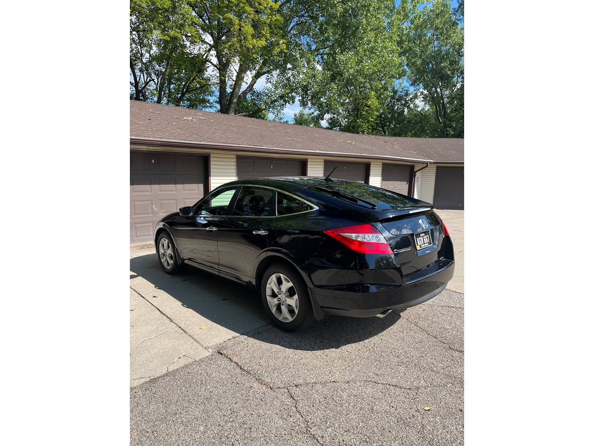 2012 Honda Accord Crosstour for sale by owner in Mason City