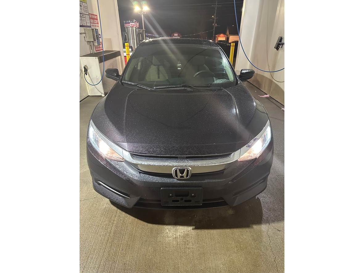2017 Honda Civic for sale by owner in Fairfield