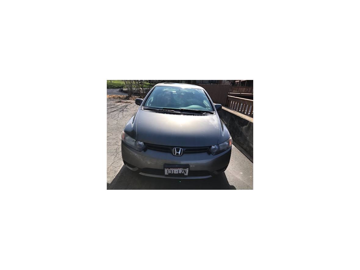 2007 Honda Civic Coupe for sale by owner in Green Bay
