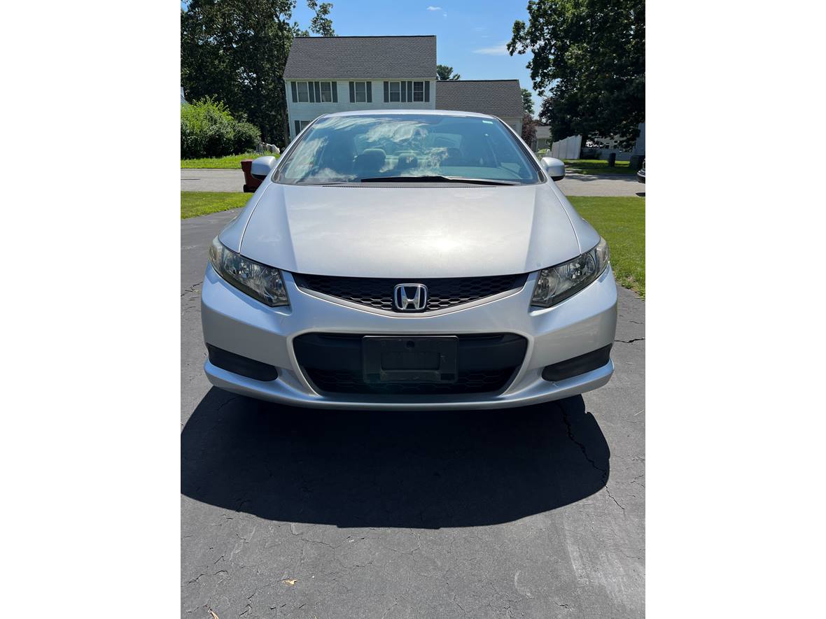 2013 Honda Civic Coupe for sale by owner in Lowell