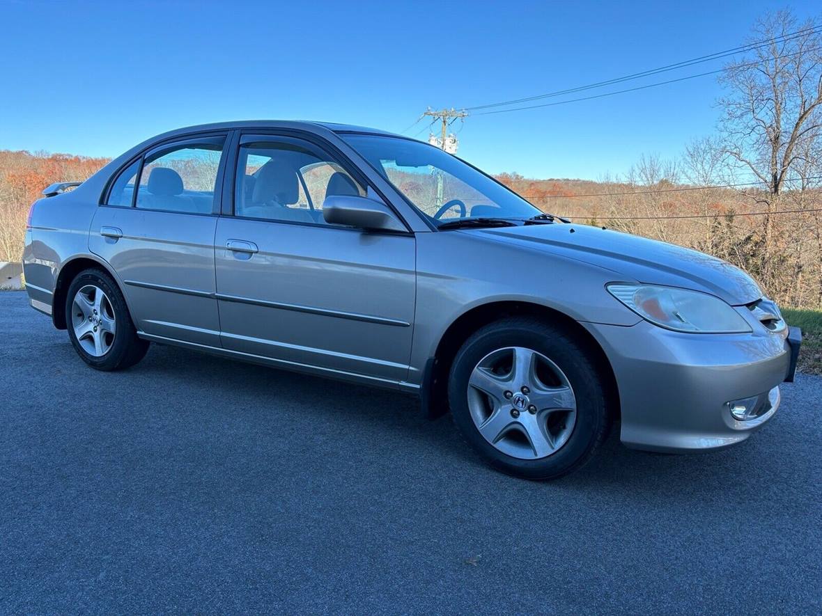 2004 Honda Civic EX for sale by owner in Stratford