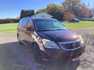 Red 2008 Honda Odyssey