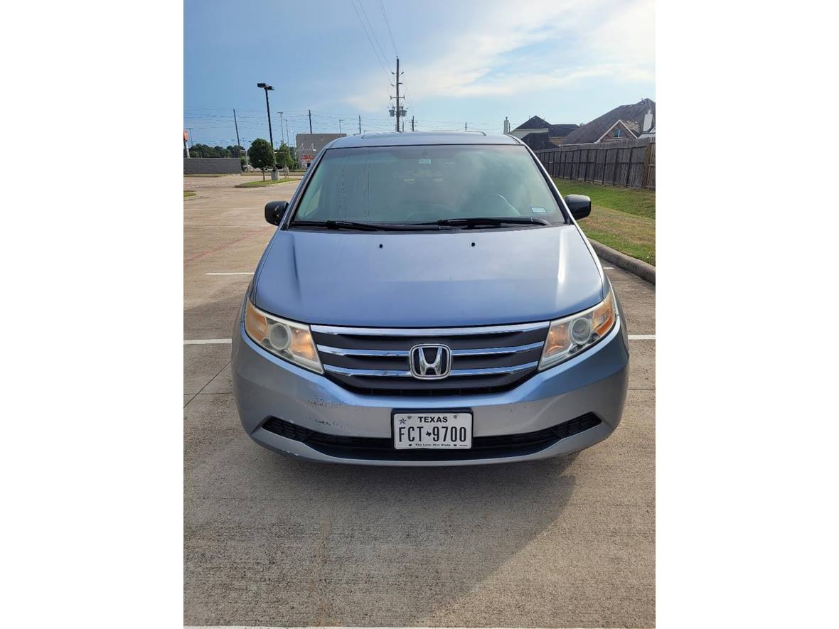 2011 Honda Odyssey for sale by owner in Cypress