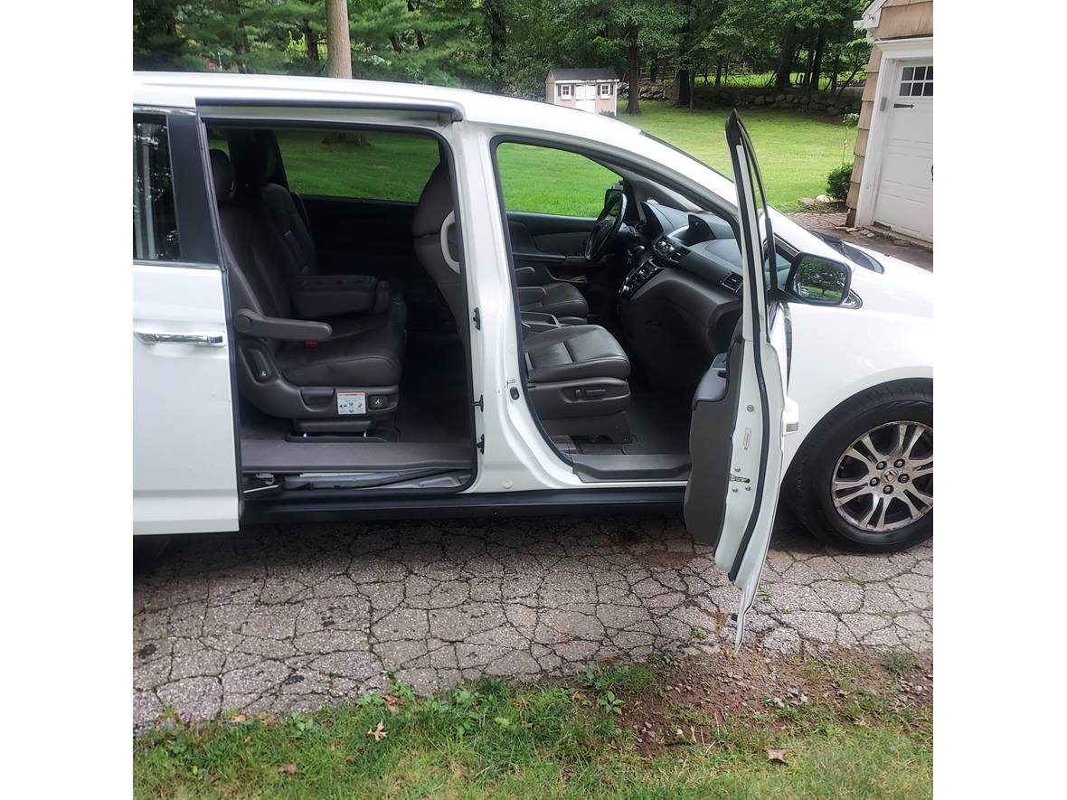 2013 Honda Odyssey for sale by owner in Cos Cob