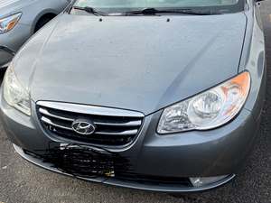 Gray 2010 Hyundai Elantra