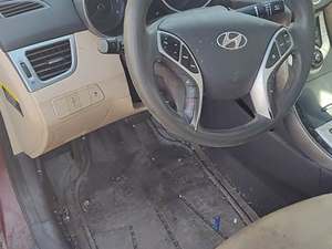 Red 2011 Hyundai Elantra