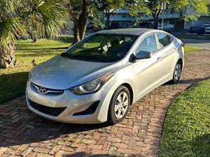 Silver 2016 Hyundai Elantra