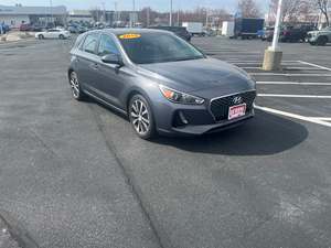 Gray 2018 Hyundai Elantra