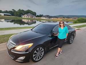 Hyundai Genesis for sale by owner in Farmington AR