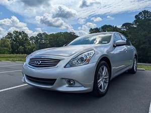 Silver 2015 Infiniti Q40