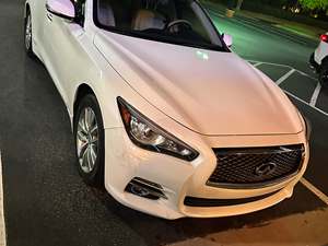 White 2016 Infiniti Q50