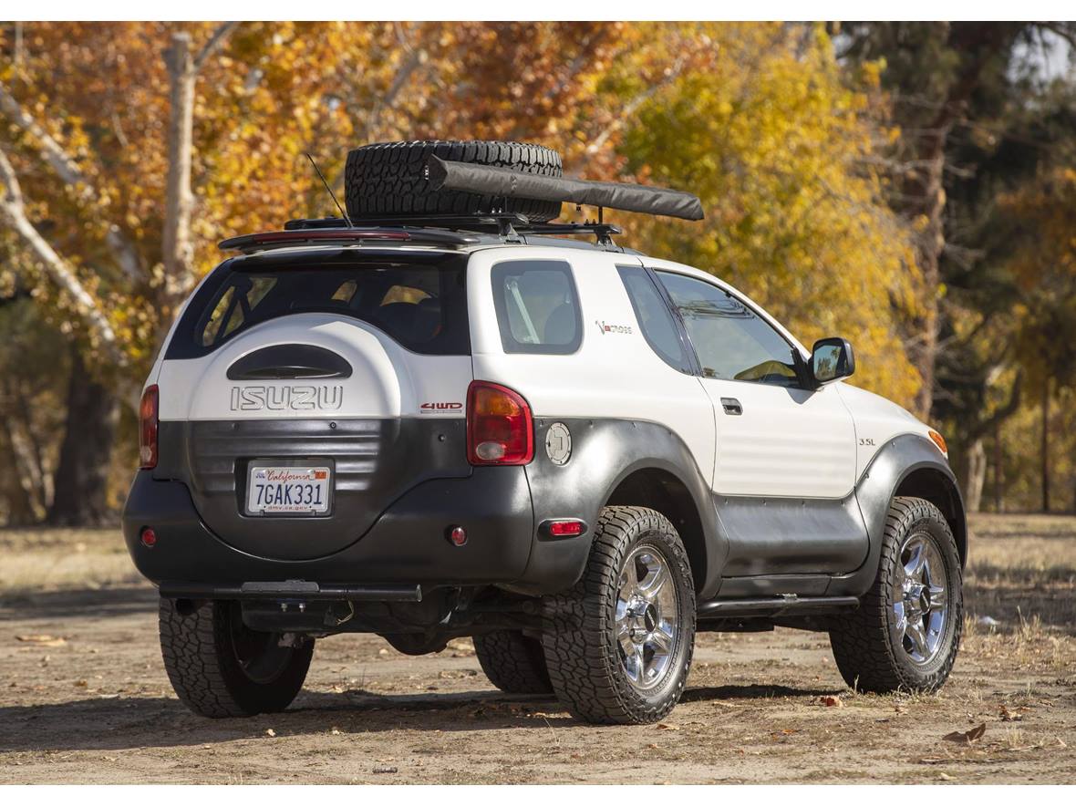 2001 Isuzu Vehicross for sale by owner in Northridge