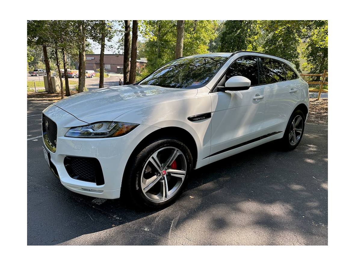2018 Jaguar F-PACE for sale by owner in Chesterfield