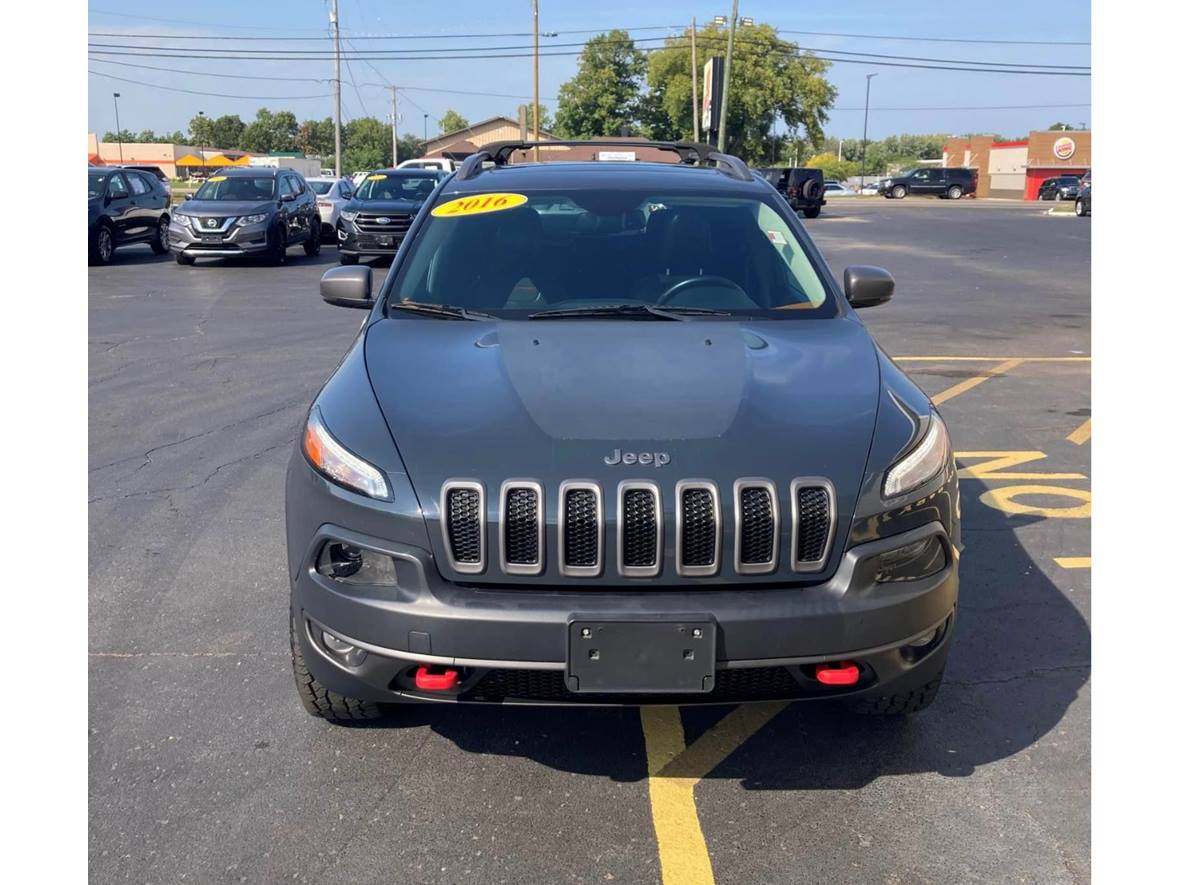 2016 Jeep Cherokee for sale by owner in Plainwell