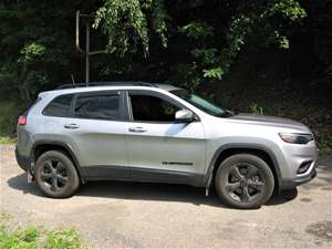 Silver 2020 Jeep Cherokee