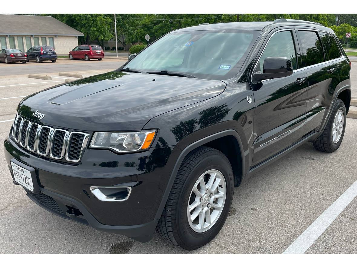 2018 Jeep Grand Cherokee for sale by owner in Granbury