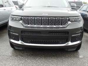 Green 2023 Jeep Grand Cherokee 4Xe