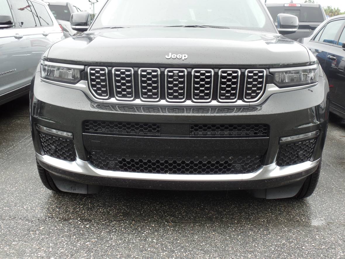 2023 Jeep Grand Cherokee 4Xe for sale by owner in Chiefland