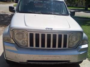 2008 Jeep Liberty with Silver Exterior