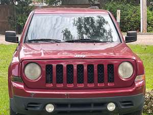 2012 Jeep Patriot with Red Exterior