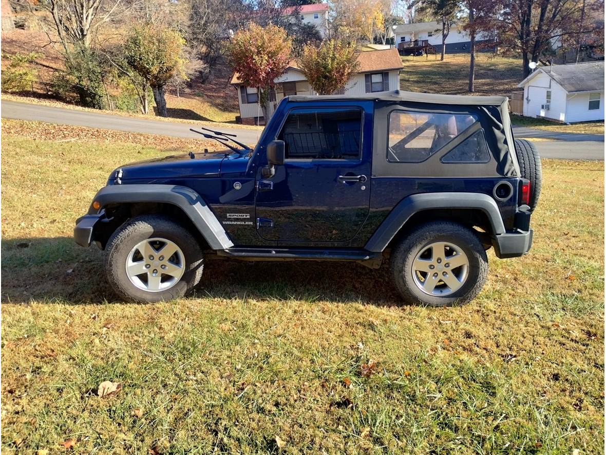 2013 Jeep Wrangler for sale by owner in Seymour