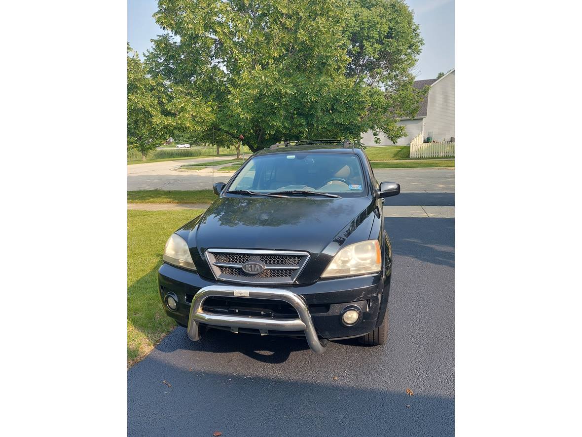 2004 Kia Sorento for sale by owner in North Aurora