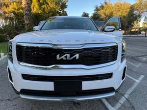 White 2022 Kia Telluride