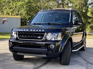 2016 Land Rover LR4 with Gray Exterior