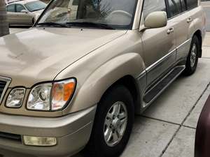 Gold 2000 Lexus LX 470