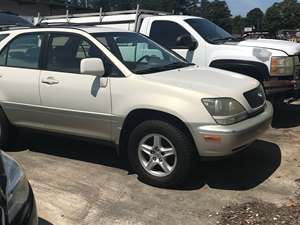 2000 Lexus RX 300 with White Exterior