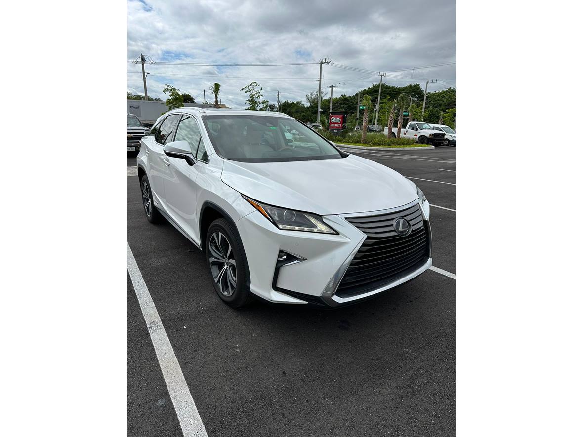 2017 Lexus RX 450h for sale by owner in Hollywood