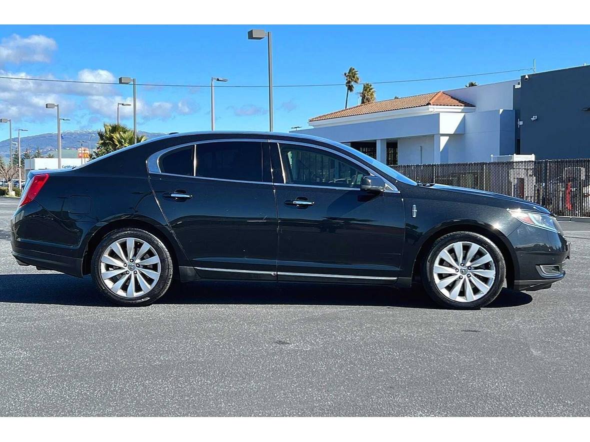 2014 Lincoln MKS 3.7L FWD Sedan for sale by owner in Gilroy