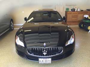 2016 Maserati Quattroporte with Black Exterior