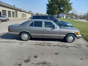 Gray 1988 Maybach Benz