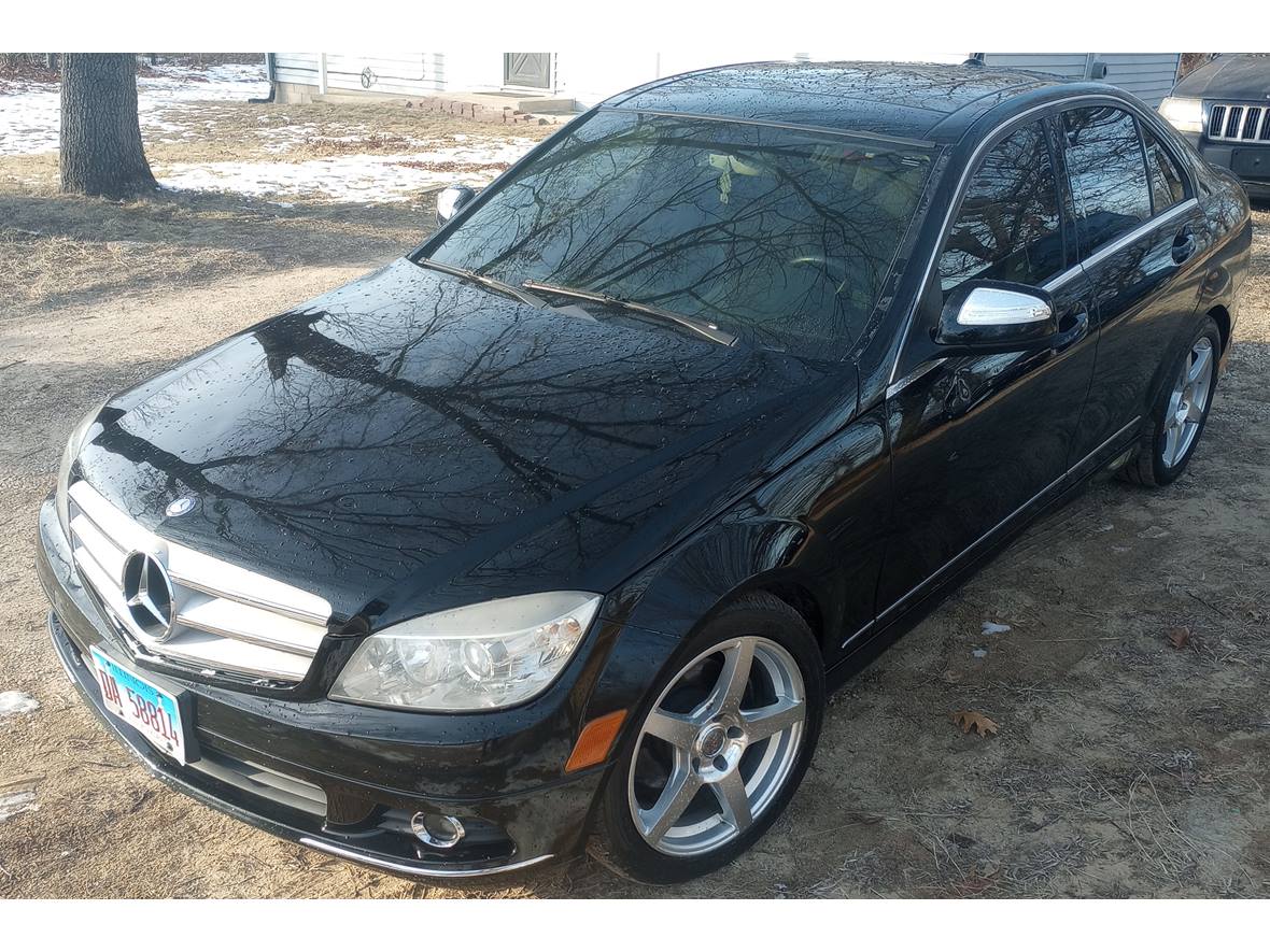 2009 Mercedes-Benz 300 for sale by owner in Kankakee