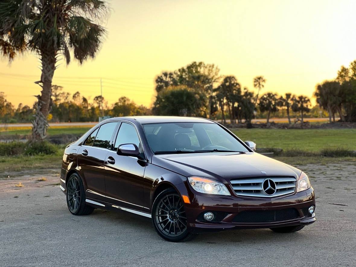 2008 Mercedes-Benz C-Class for sale by owner in Orlando
