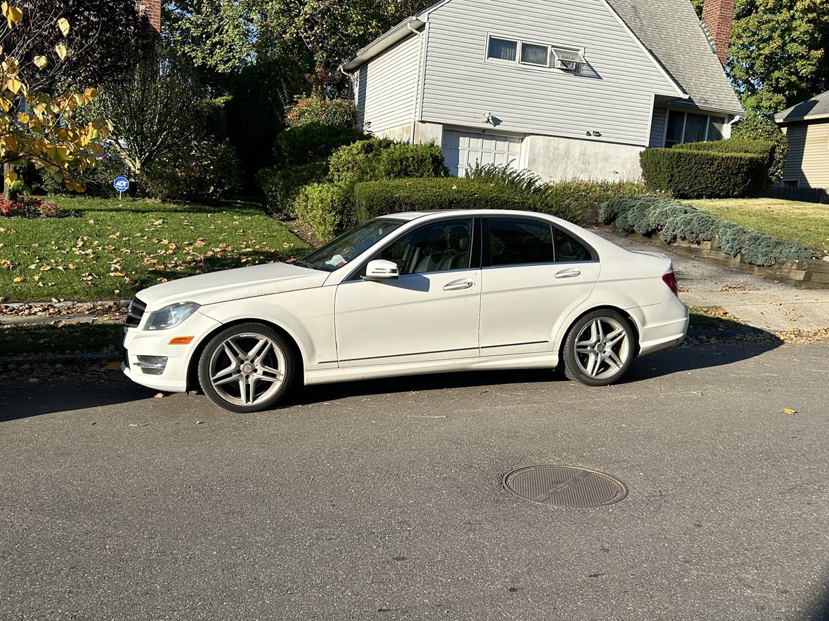 2014 Mercedes-Benz C-Class for sale by owner in Albertson
