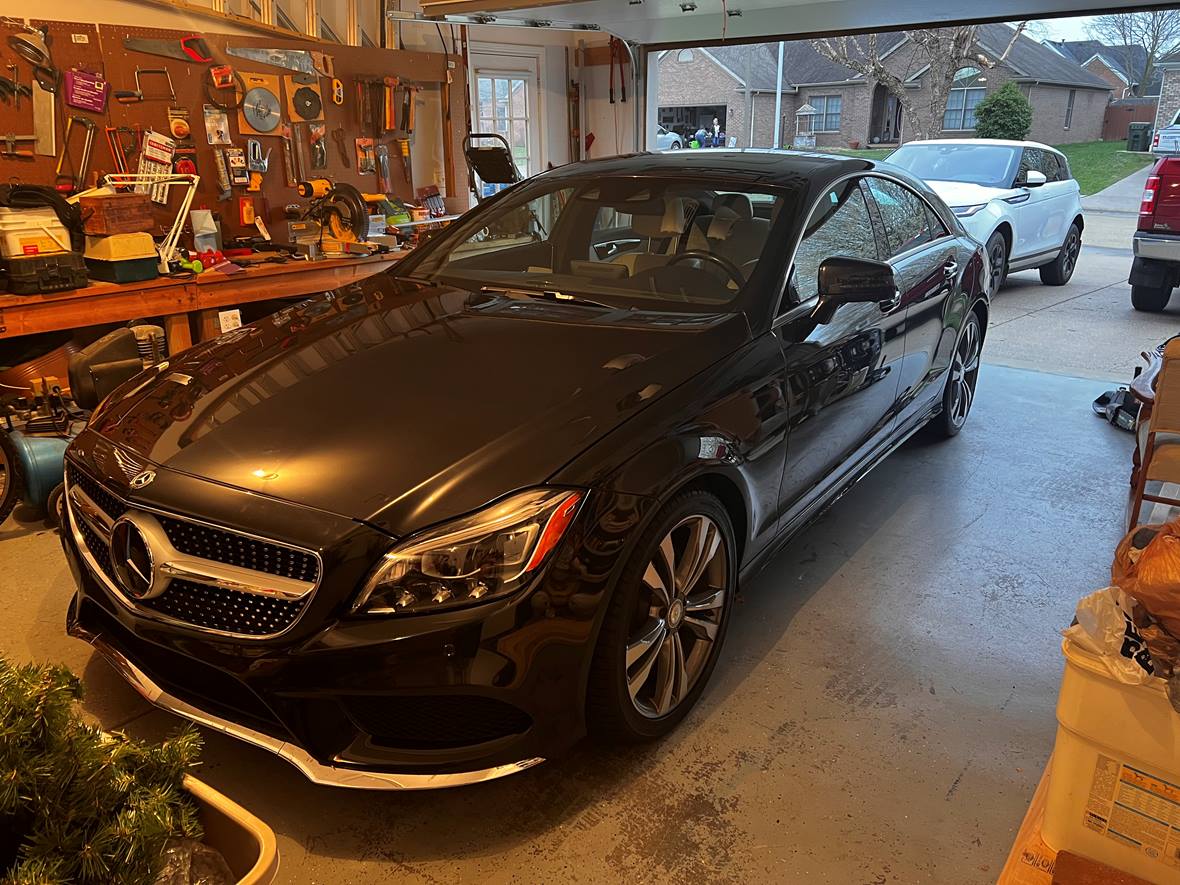 2015 Mercedes-Benz CLS-Class for sale by owner in Newburgh