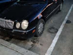 Black 1999 Mercedes-Benz E-Class
