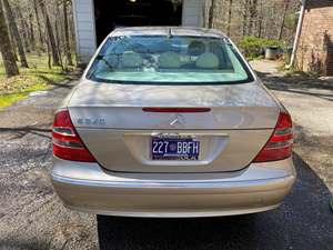 Gold 2003 Mercedes-Benz E-Class