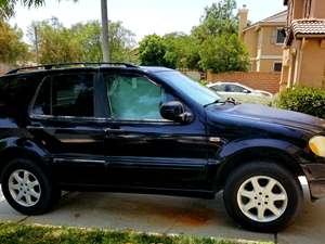 Black 2000 Mercedes-Benz M-Class