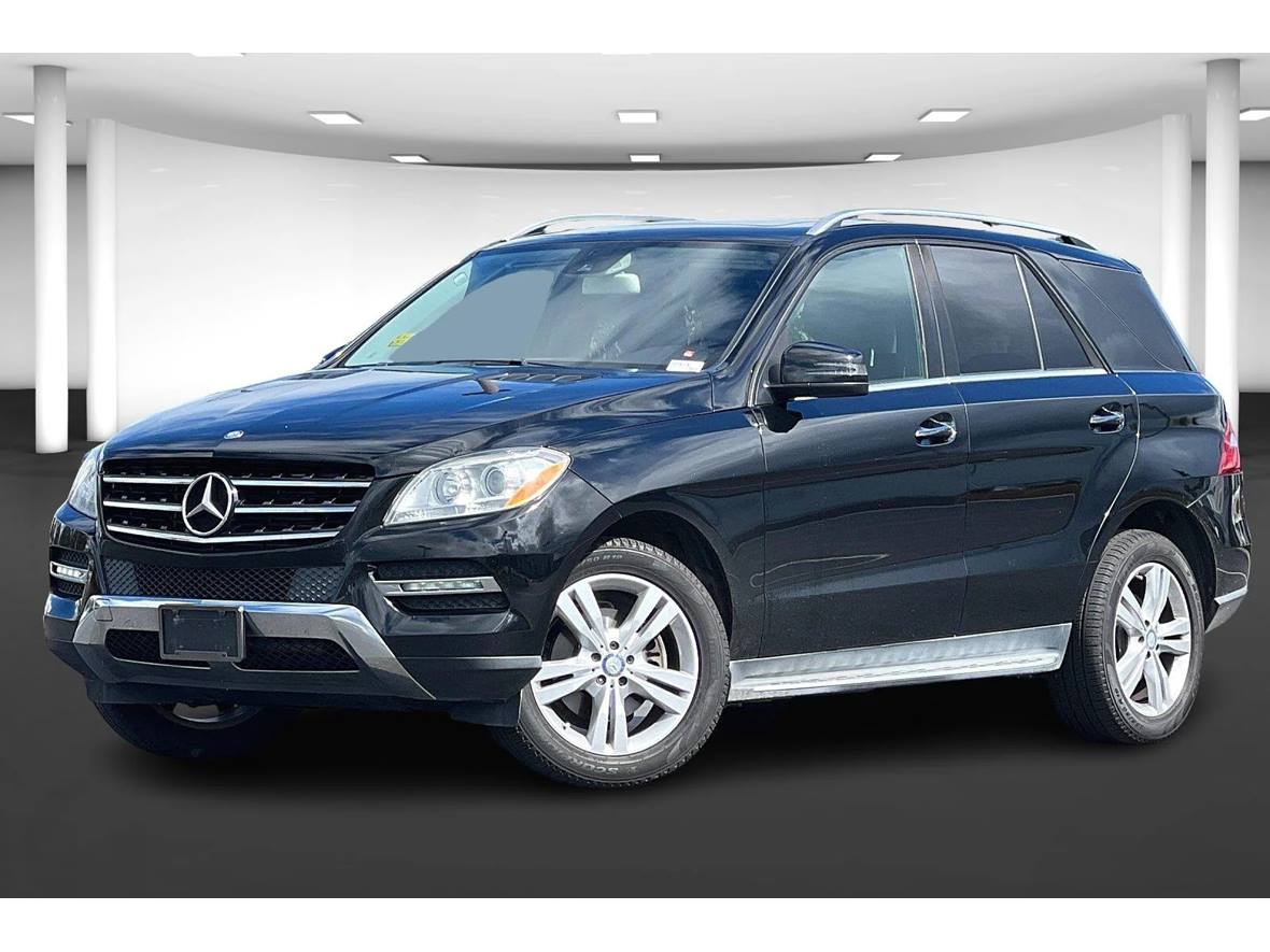 2014 Mercedes-Benz M-Class ML 350 BlueTEC 4MATIC SUV for sale by owner in Gilroy